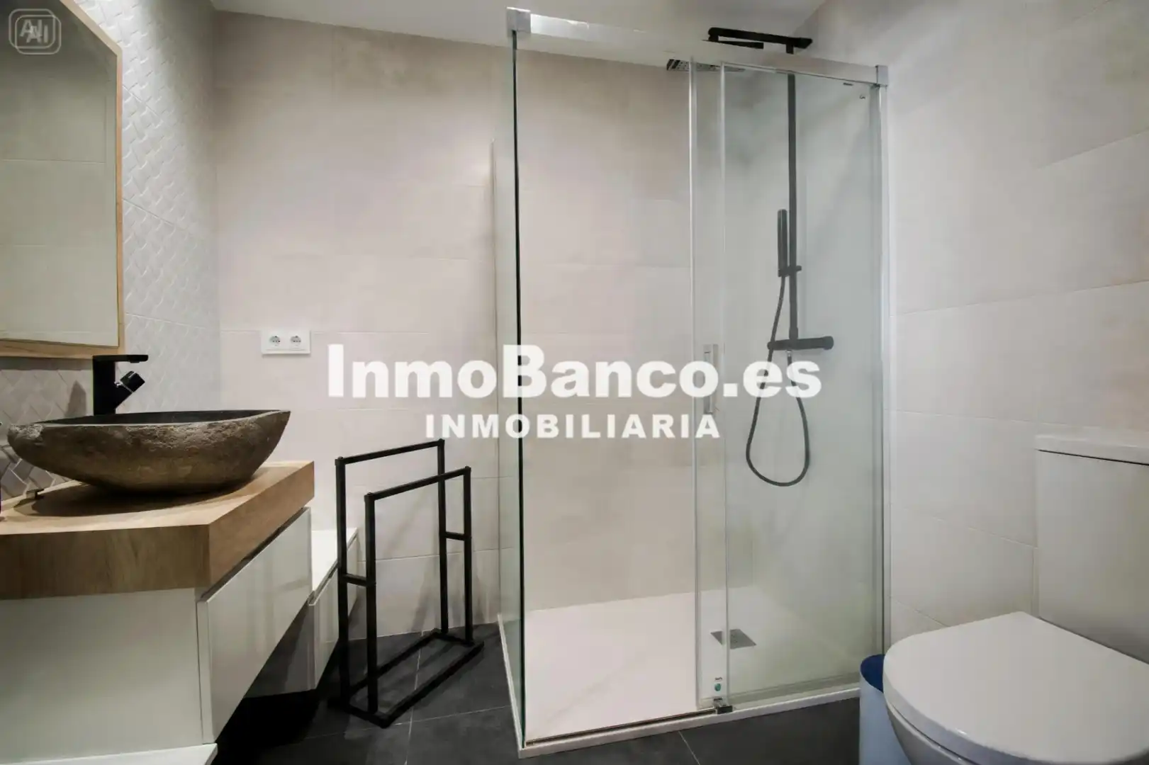 Bathroom of Houses for sale in Torrent  with Air Conditioner, Heating and Private garden