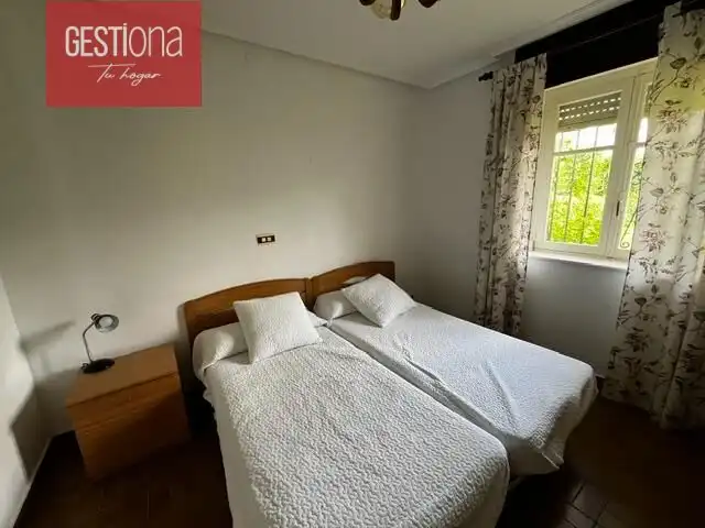 Dormitori de Casa o xalet en venda en Noja