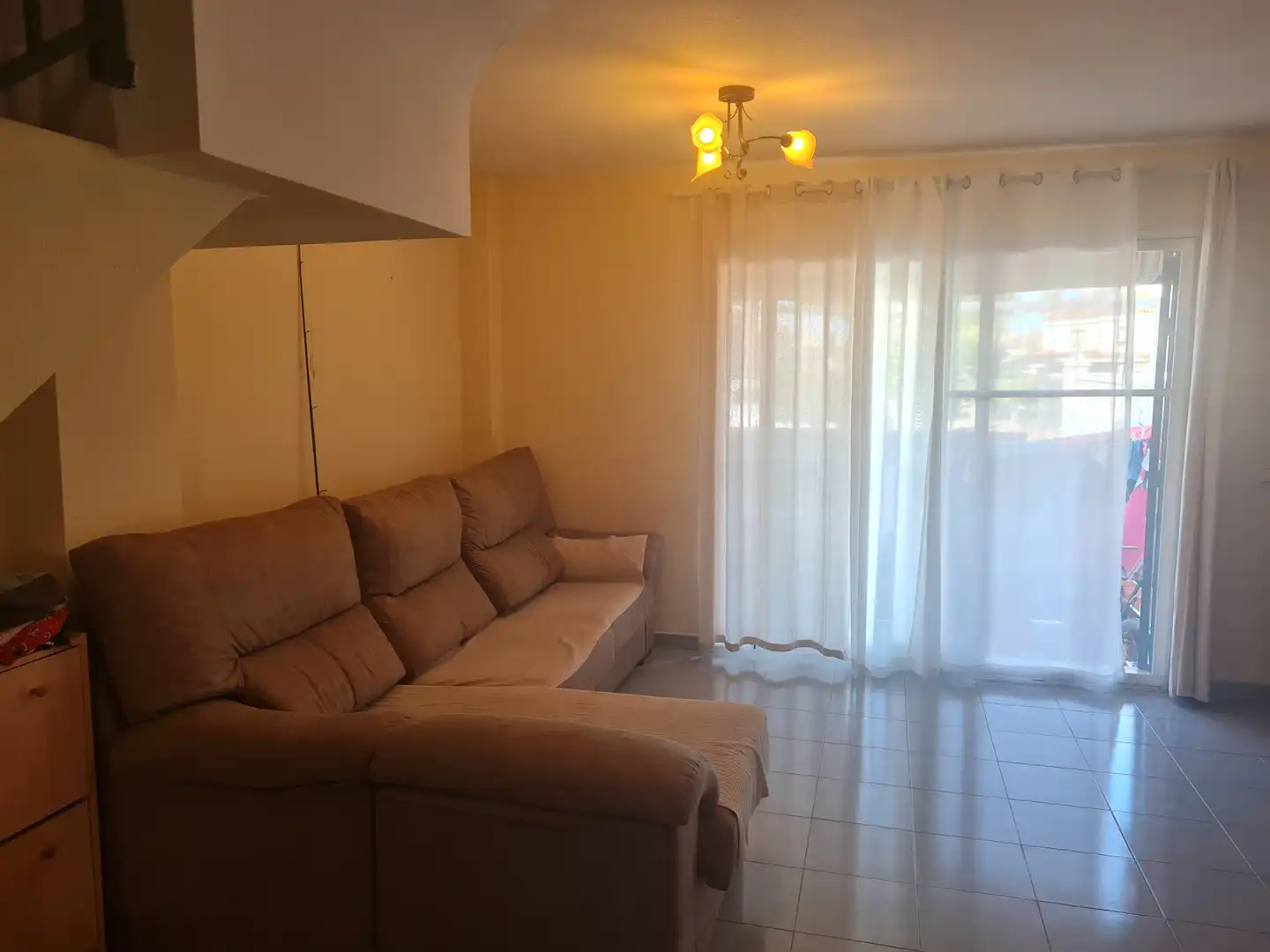 Sala d'estar de Casa adosada de lloguer en Vélez-Málaga amb Terrassa, Moblat i Rentadora