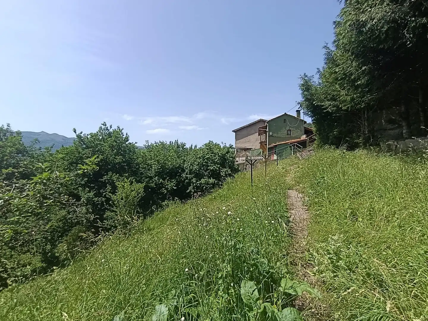 Country house zum Verkauf in San Martín del Rey Aurelio mit Balkon