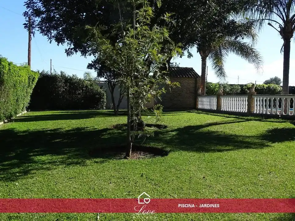 Houses for sale in Chiclana de la Frontera  with Air Conditioner, Heating and Private garden