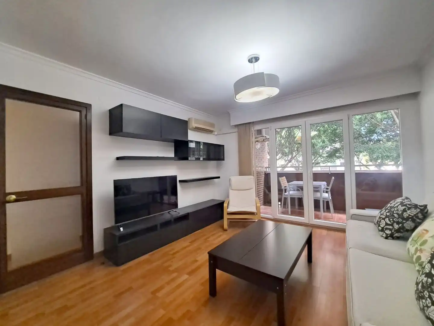 Living room of Apartments for sale in Málaga  with Air Conditioner, Heating and Terrace