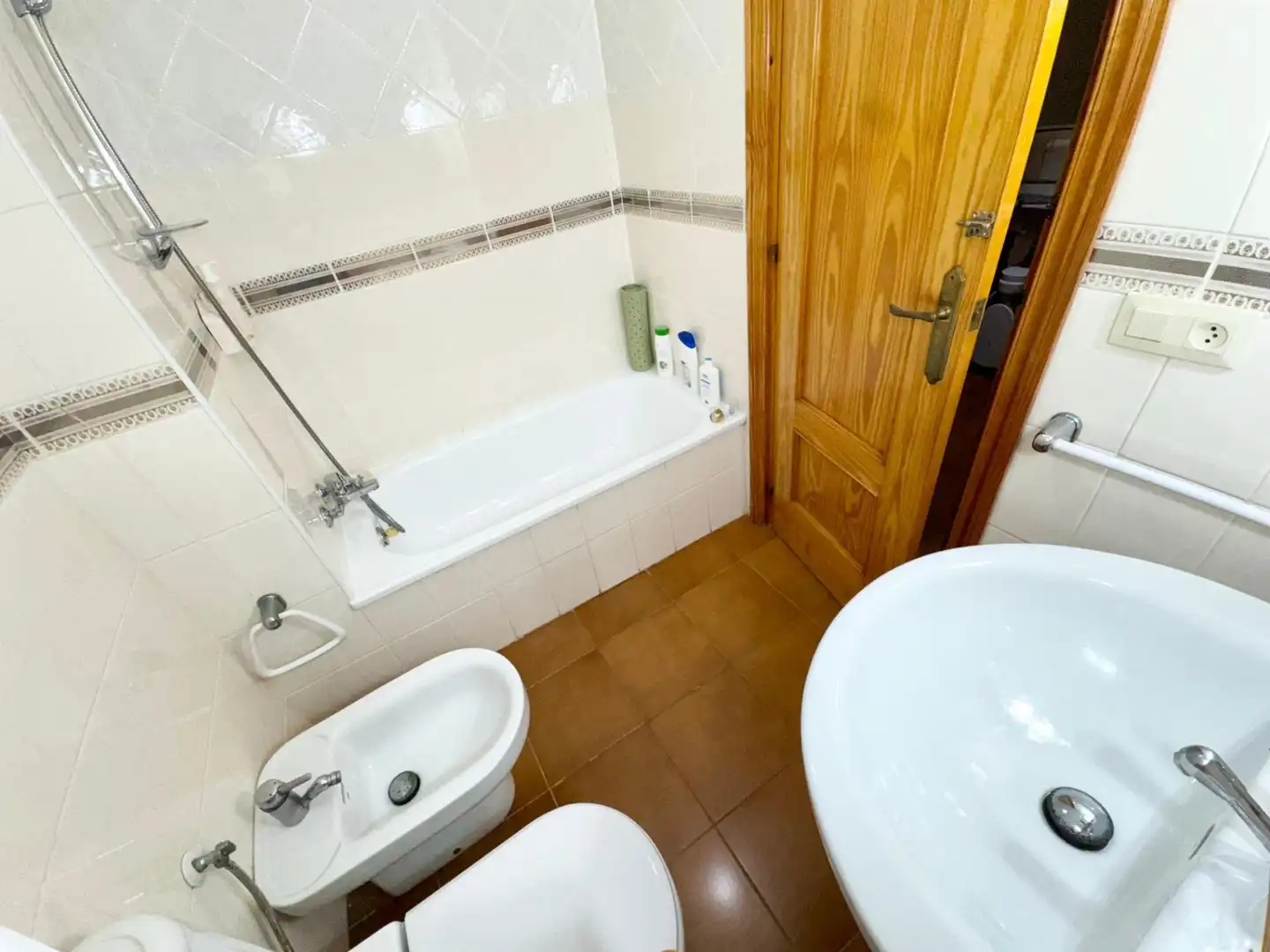 Baño de Casa adosada en venta en Punta Umbría con Aire acondicionado y Balcón