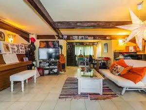 Sala d'estar de Casa o xalet en venda en Galapagar amb Aire condicionat, Calefacció i Jardí privat
