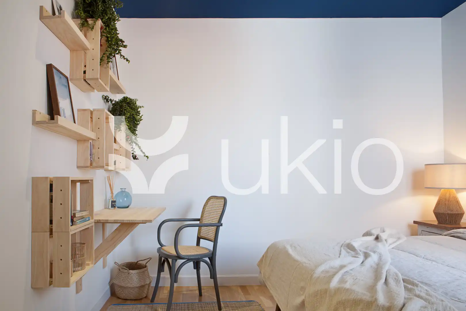 Habitación de Apartamento de alquiler en Madrid con Aire acondicionado, Terraza y Amueblado
