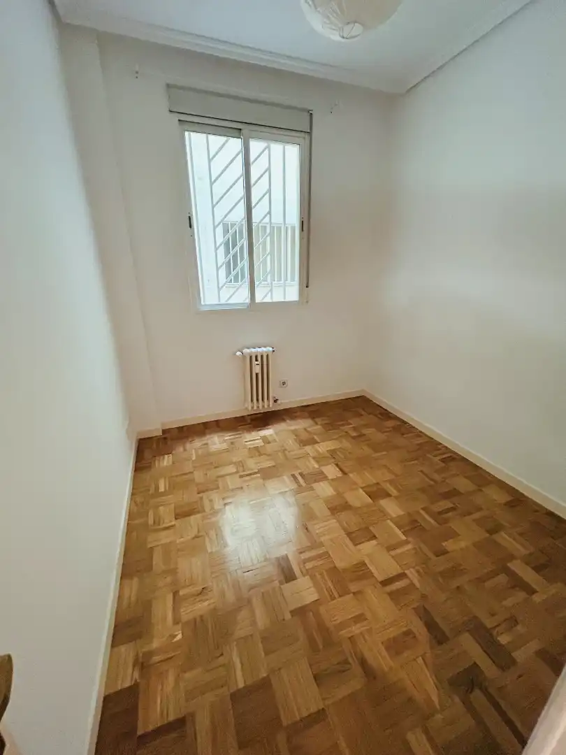 Habitación de Piso de alquiler en Madrid con Aire acondicionado, Calefacción y Parquet
