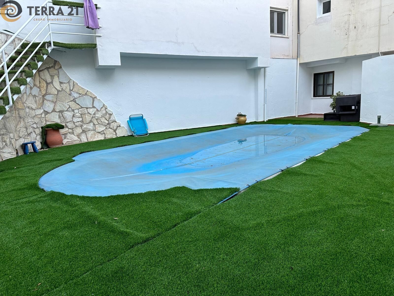 Piscina de Casa o xalet en venda en  Jaén Capital amb Aire condicionat, Traster i Piscina
