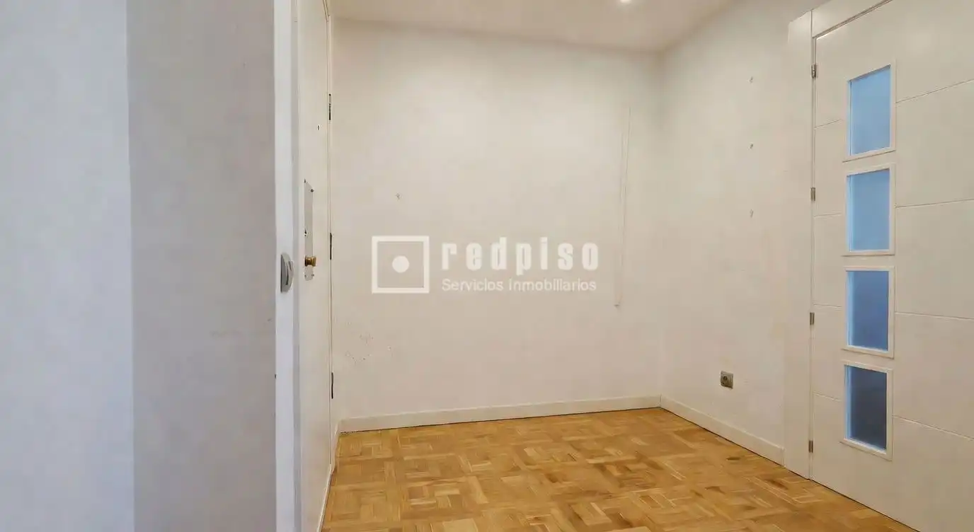 Piso en venta en de Ríos Rosas, Ríos Rosas - Nuevos Ministerios