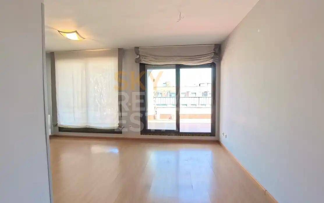 Habitación de Ático en venta en Madrid con Aire acondicionado, Calefacción y Terraza