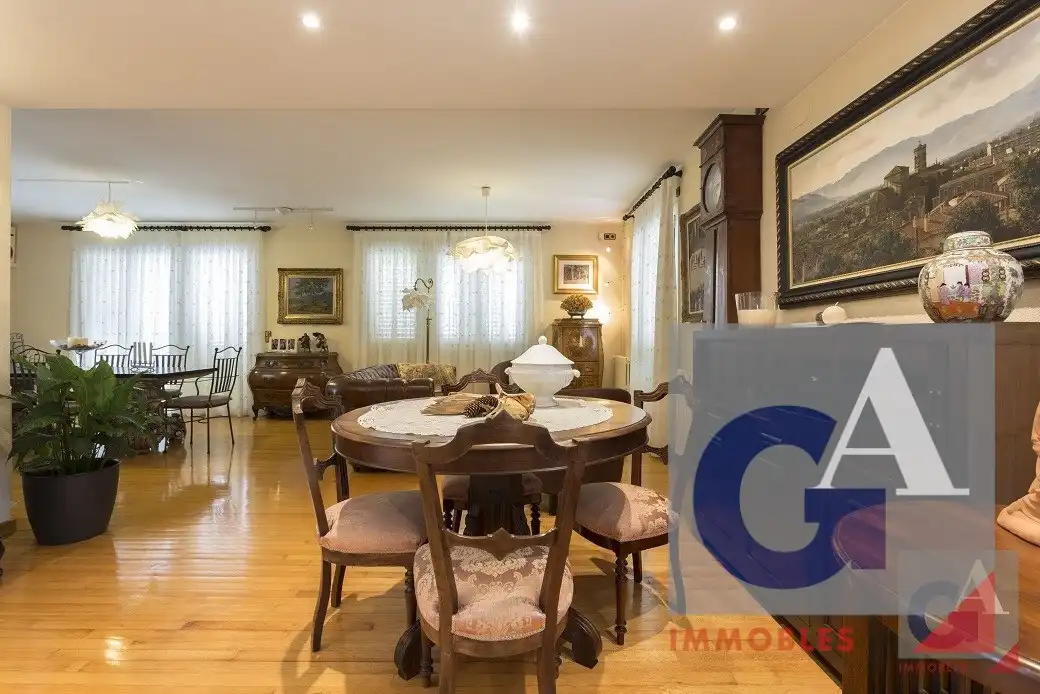 Casa amb terrassa en venda a La Vall d'en Bas, imagen 14