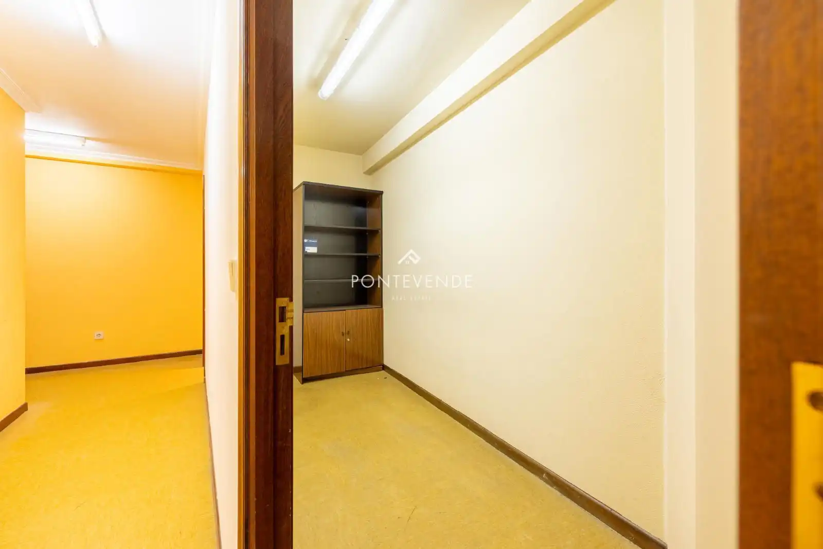 Bureau avec ascenseur à vendre à Zona de Plaza de Barcelos, imagen 6