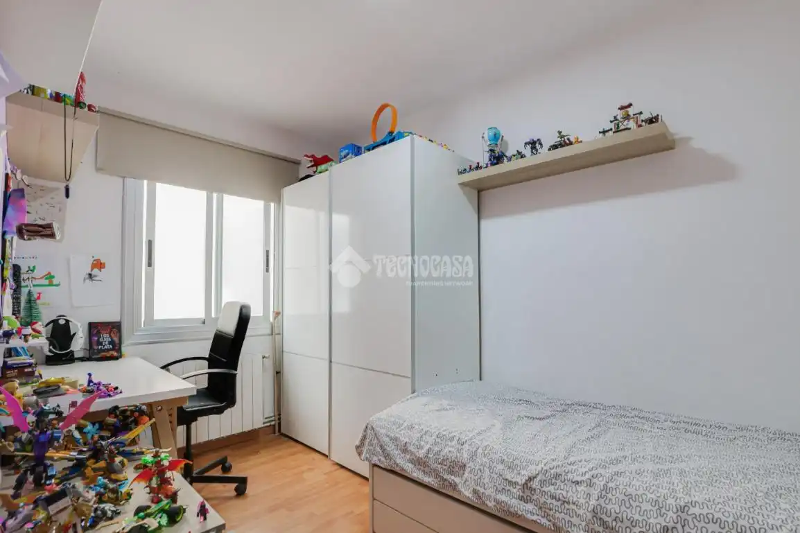 Habitación de Piso en venta en Ripollet con Aire acondicionado