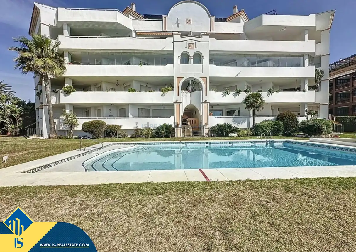 Apartament amb piscina en venda a Nueva Andalucía