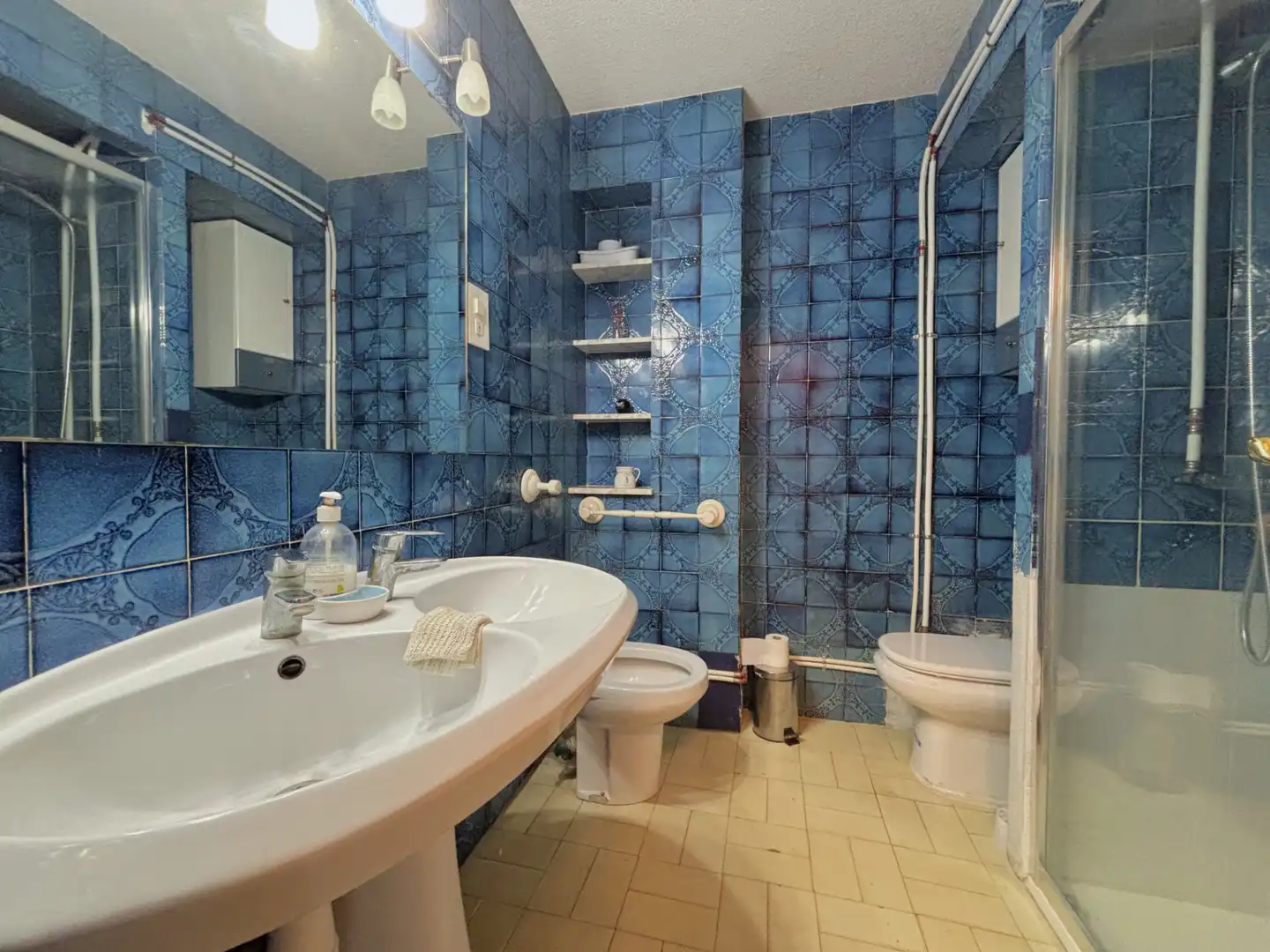Bathroom of Flat for sale in Castellón de la Plana / Castelló de la Plana  with Air Conditioner, Heating and Terrace