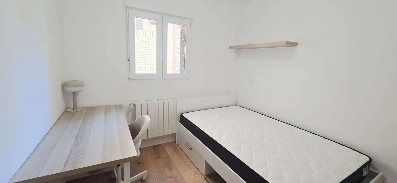Schlafzimmer von Wohnung zur untervermieten in Madrid mit Klimaanlage, Heizung und Terrasse
