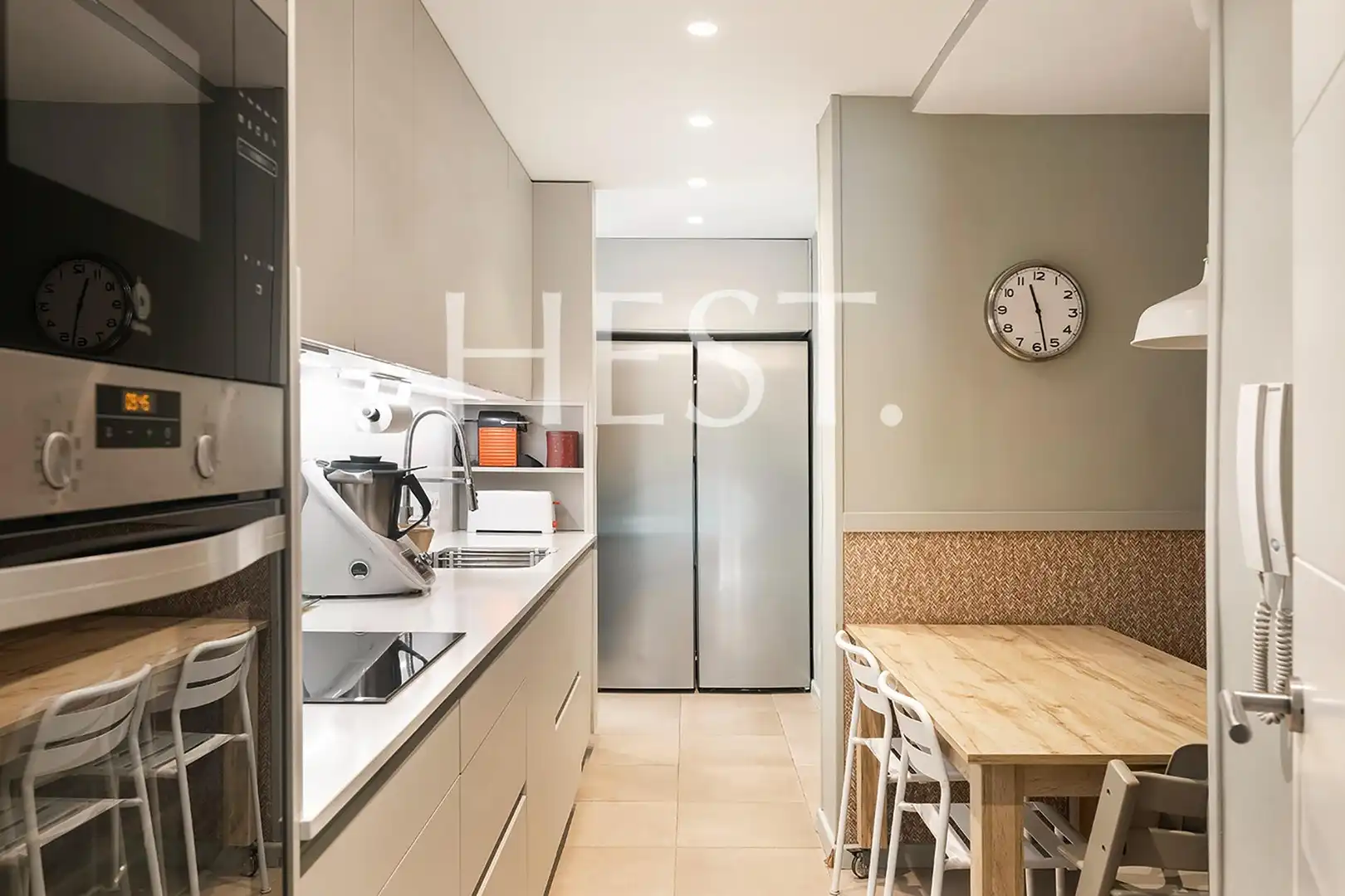 Cocina de Piso en venta en Barcelona con Calefacción, Parquet y Trastero