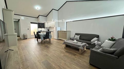 Foto 2 de Casa adosada en venta en Catral, Alicante