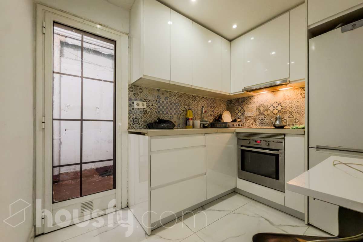Kitchen of Flat for sale in Badalona