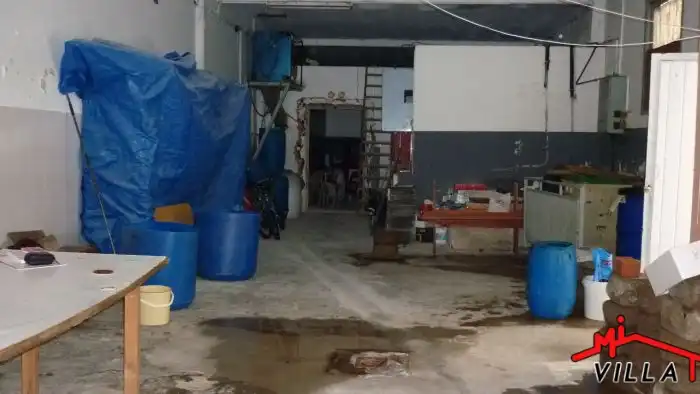 Local comercial en venta en Centro, imagen 2