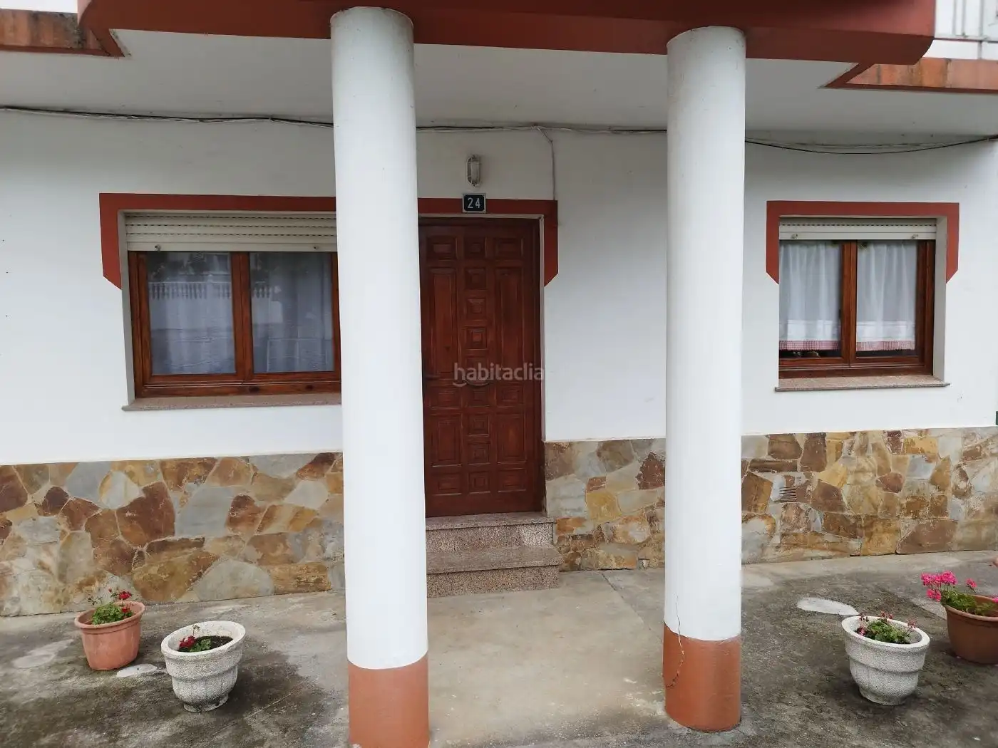 Casa amb jardí en venda a Camiño Nogarido 27