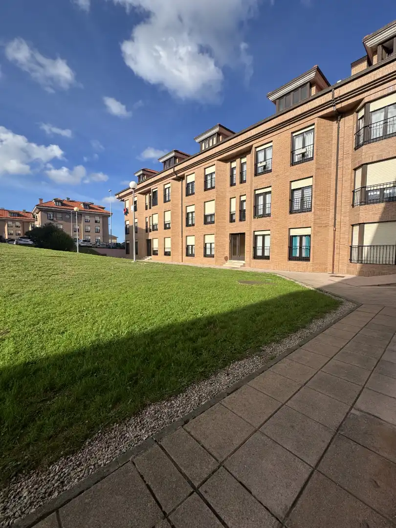 Duplex for sale in Calle Alejandro Casona 10