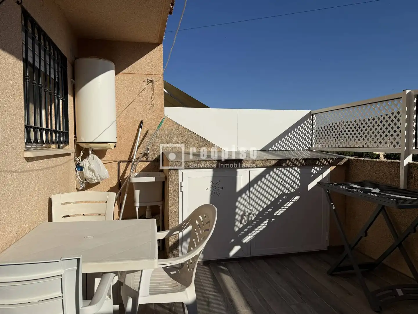 Terrassa de Casa o xalet en venda en Cártama amb Aire condicionat, Terrassa i Alarma