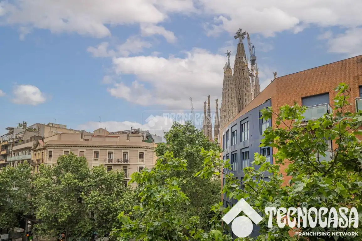 Vista exterior de Piso en venta en Barcelona con Aire acondicionado, Parquet y Terraza
