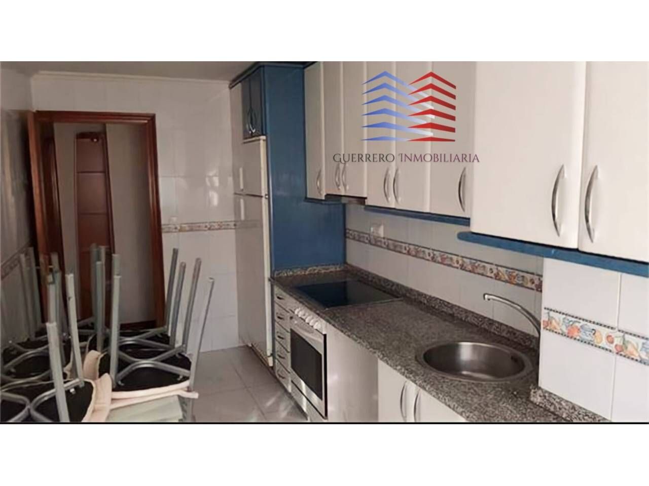 Cuina de Pis en venda en Ourense Capital  amb Calefacció, Parquet i Traster