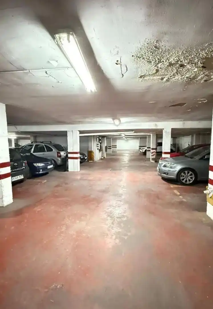 Aparcament de Garatge en venda en Huelva