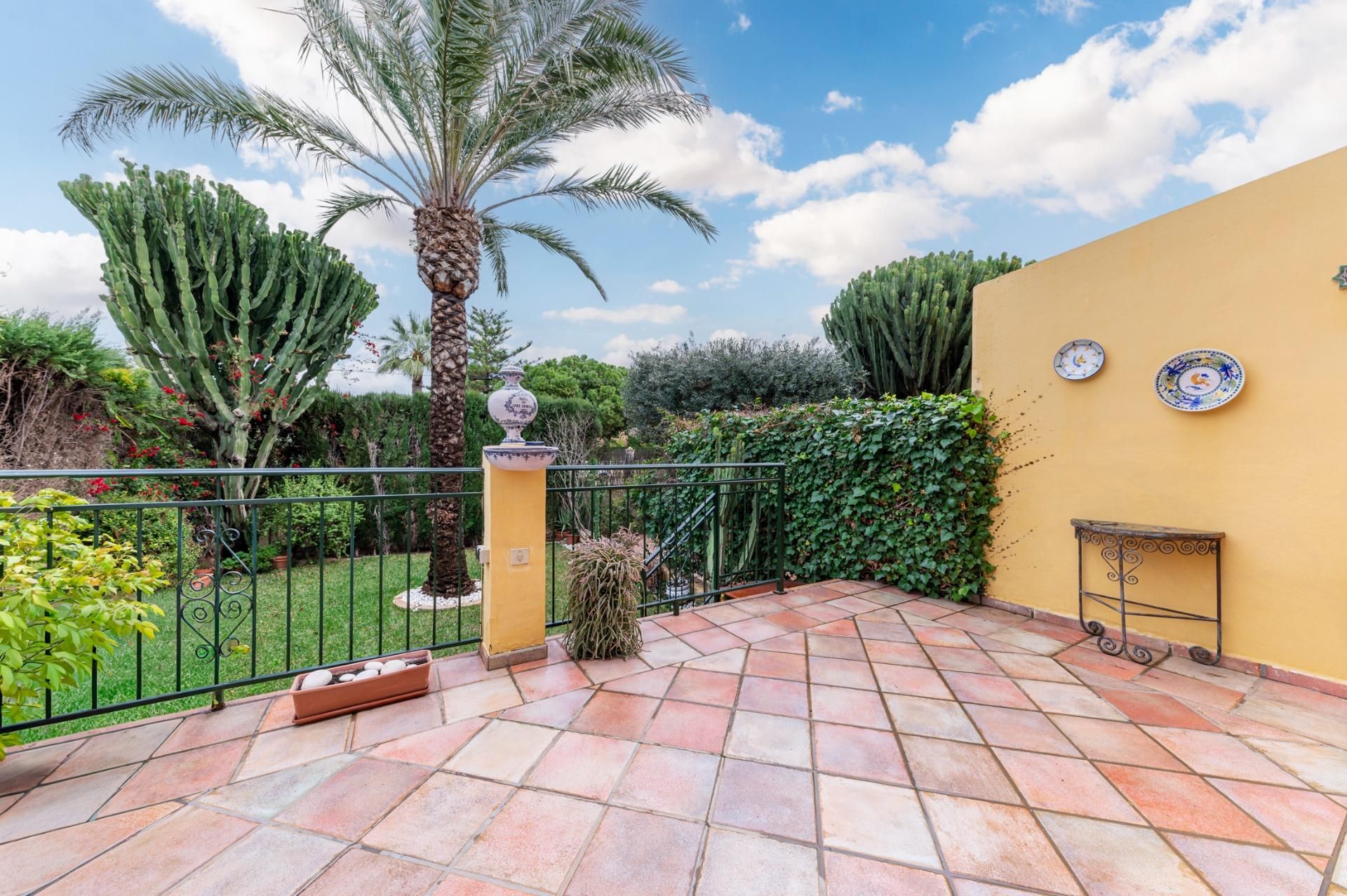 Garden of Single-family semi-detached for sale in Mutxamel  with Air Conditioner, Heating and Private garden