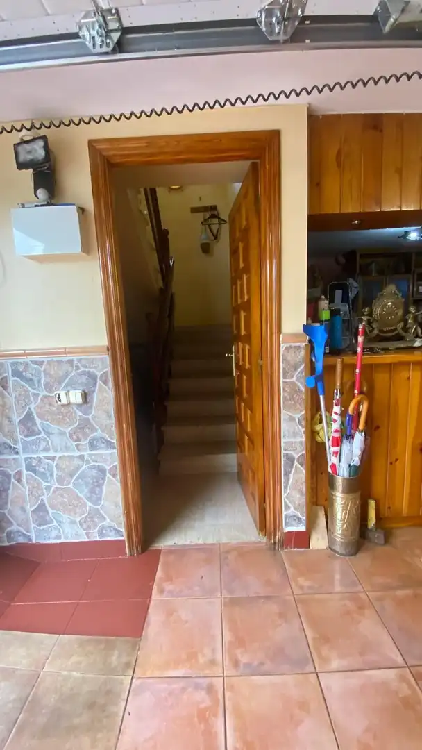 Casa adosada en venda en Meruelo amb Moblat