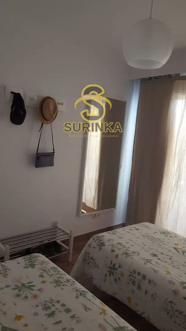 Dormitori de Àtic de lloguer en San Bartolomé de Tirajana amb Terrassa, Piscina i Moblat