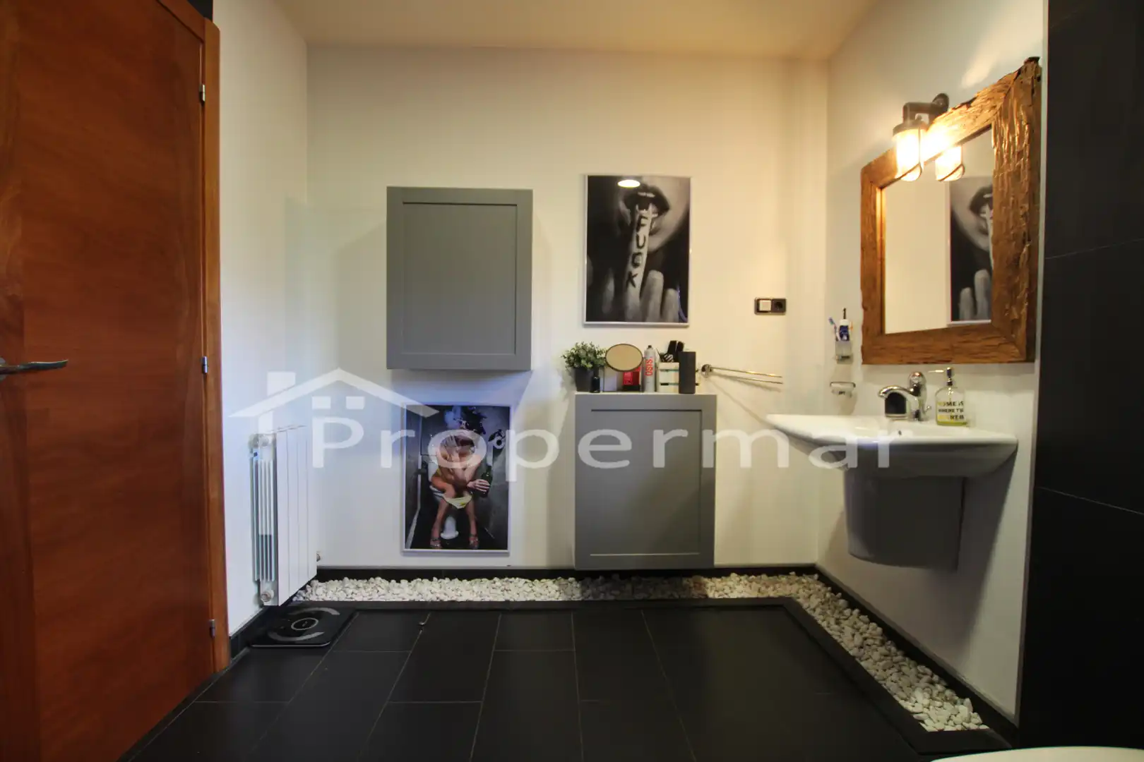 Badezimmer von Haus oder Chalet zum Verkauf in Sant Antoni de Vilamajor mit Klimaanlage, Heizung und Privatgarten