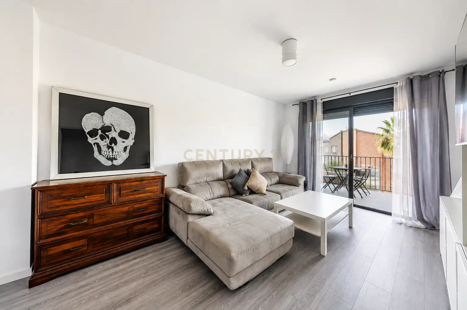 Sala de estar de Piso en venta en Sant Pere de Ribes con Trastero, Horno y Microondas