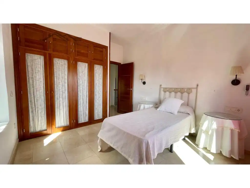 Dormitori de Casa o xalet en venda en Estepona