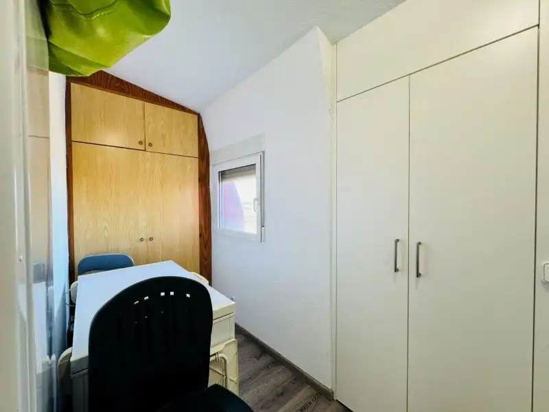 Dormitori de Àtic en venda en Guardamar del Segura amb Aire condicionat, Calefacció i Terrassa