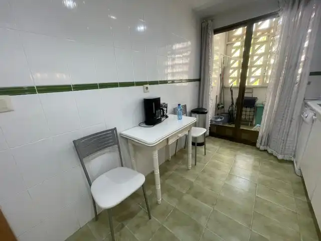 Cocina de Apartamento de alquiler en Alicante / Alacant con Terraza, Amueblado y Piscina comunitaria