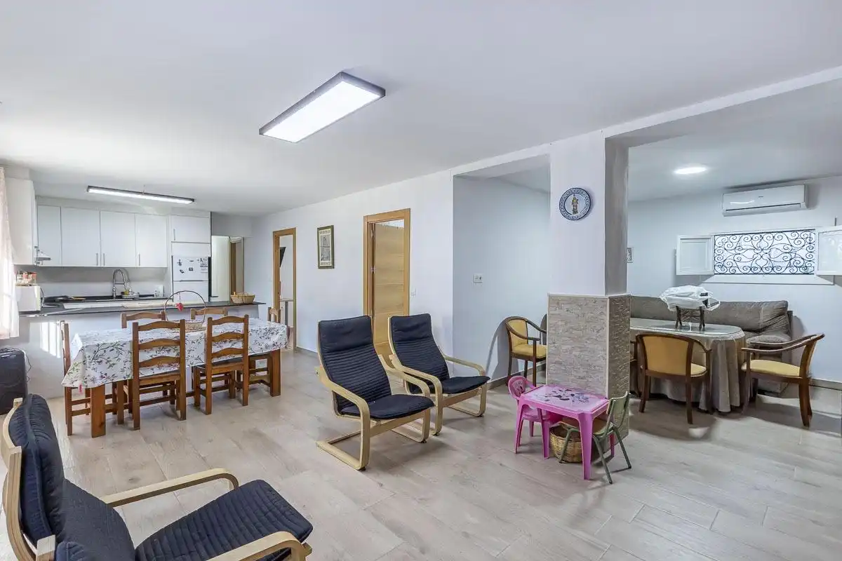 Houses for sale in Los Guájares  with Air Conditioner, Private garden and Swimming Pool