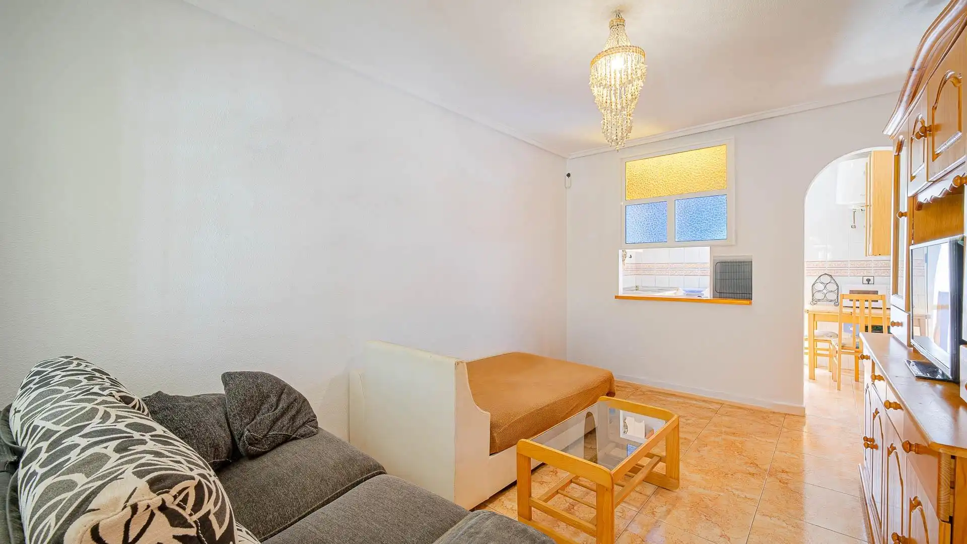 Casa adosada en venta en Torrevieja con Terraza, Trastero y Amueblado