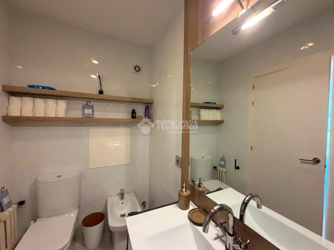 Baño de Piso en venta en Madrid con Aire acondicionado y Calefacción