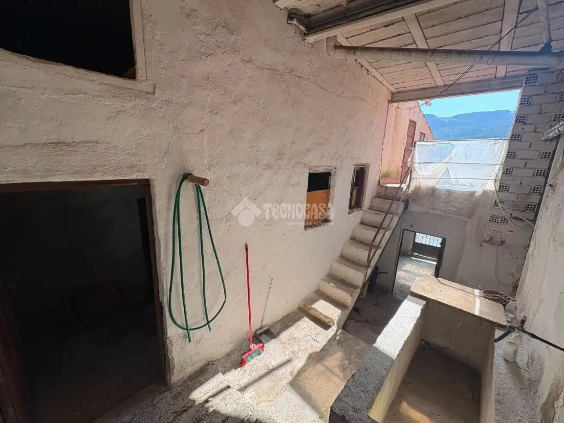 Casa adosada en venta en Los Villares