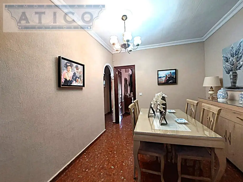 Dining room of Flat for sale in Sevilla  with Air Conditioner