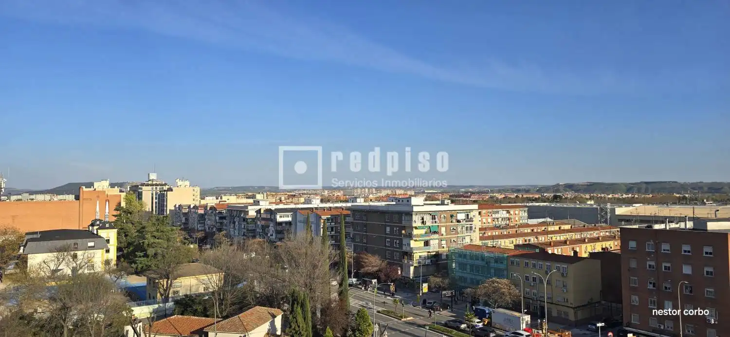 Exterior view of Flat for sale in Torrejón de Ardoz  with Heating, Private garden and Parquet flooring