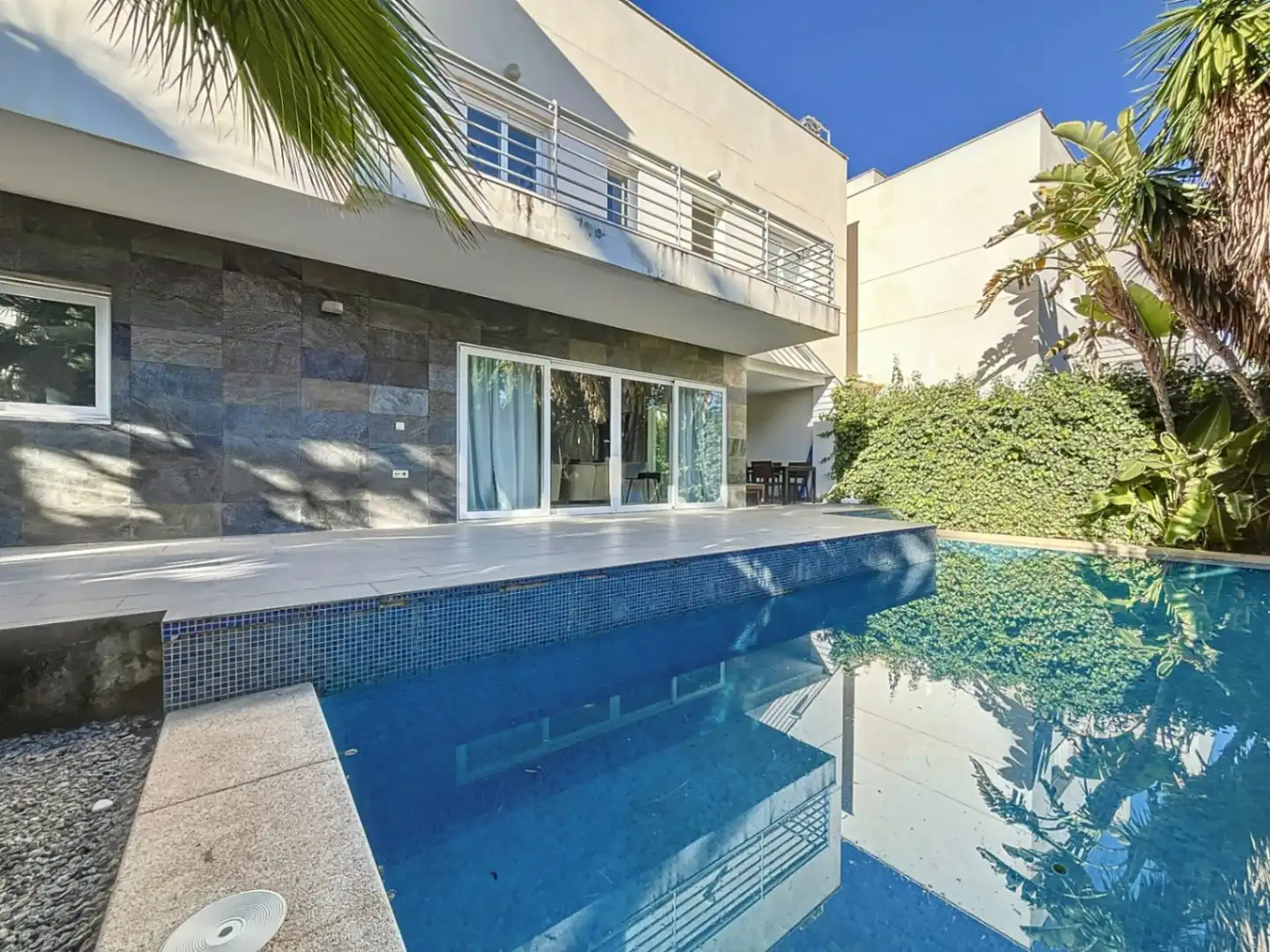 Swimming pool of Houses for sale in L'Alfàs del Pi  with Air Conditioner, Heating and Private garden