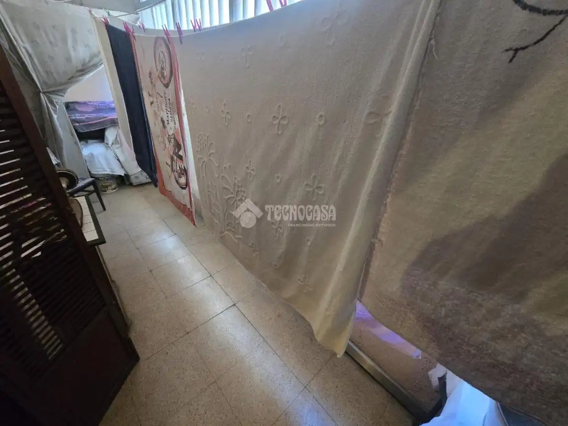 Flat for sale in Madrid  with Air Conditioner and Heating