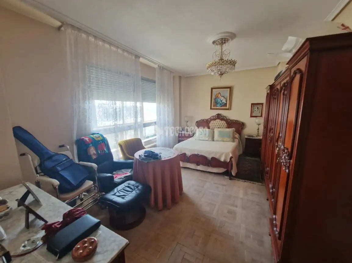 Habitación de Piso en venta en Palencia con Calefacción, Parquet y Terraza