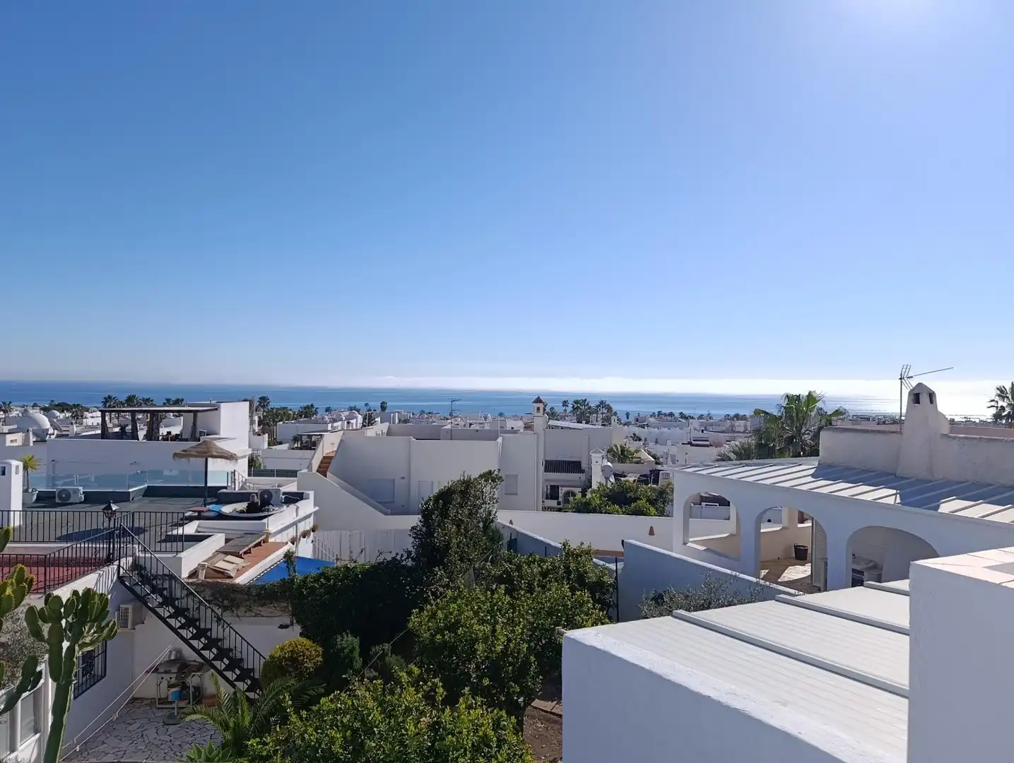 Detached house with terrace for sale in El Palmeral