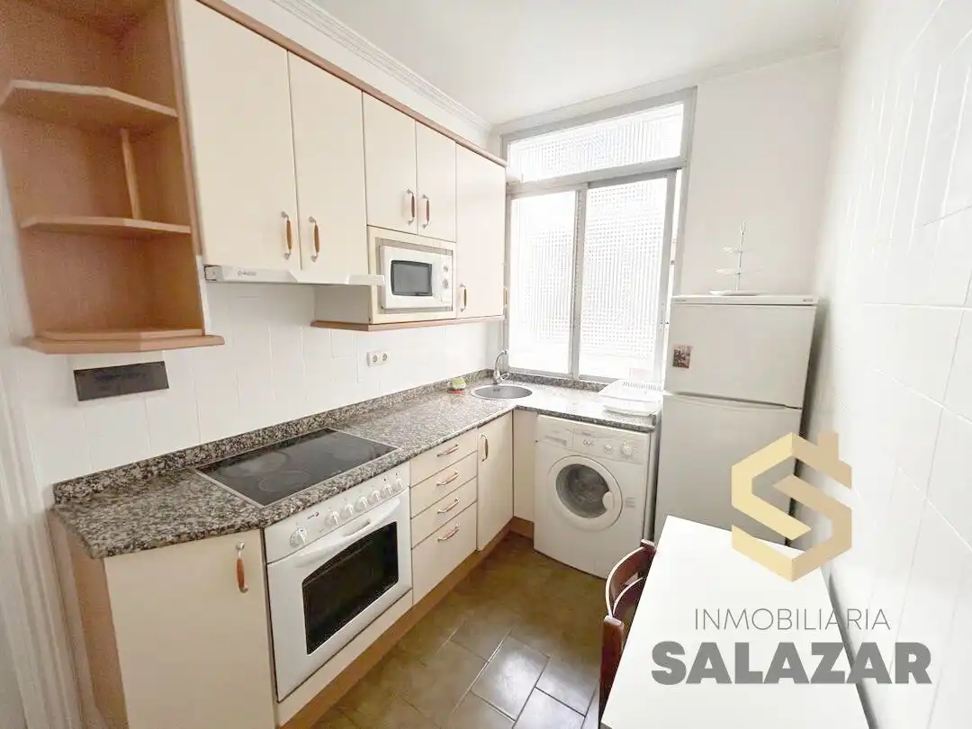 Cocina de Piso de alquiler en Bilbao  con Calefacción