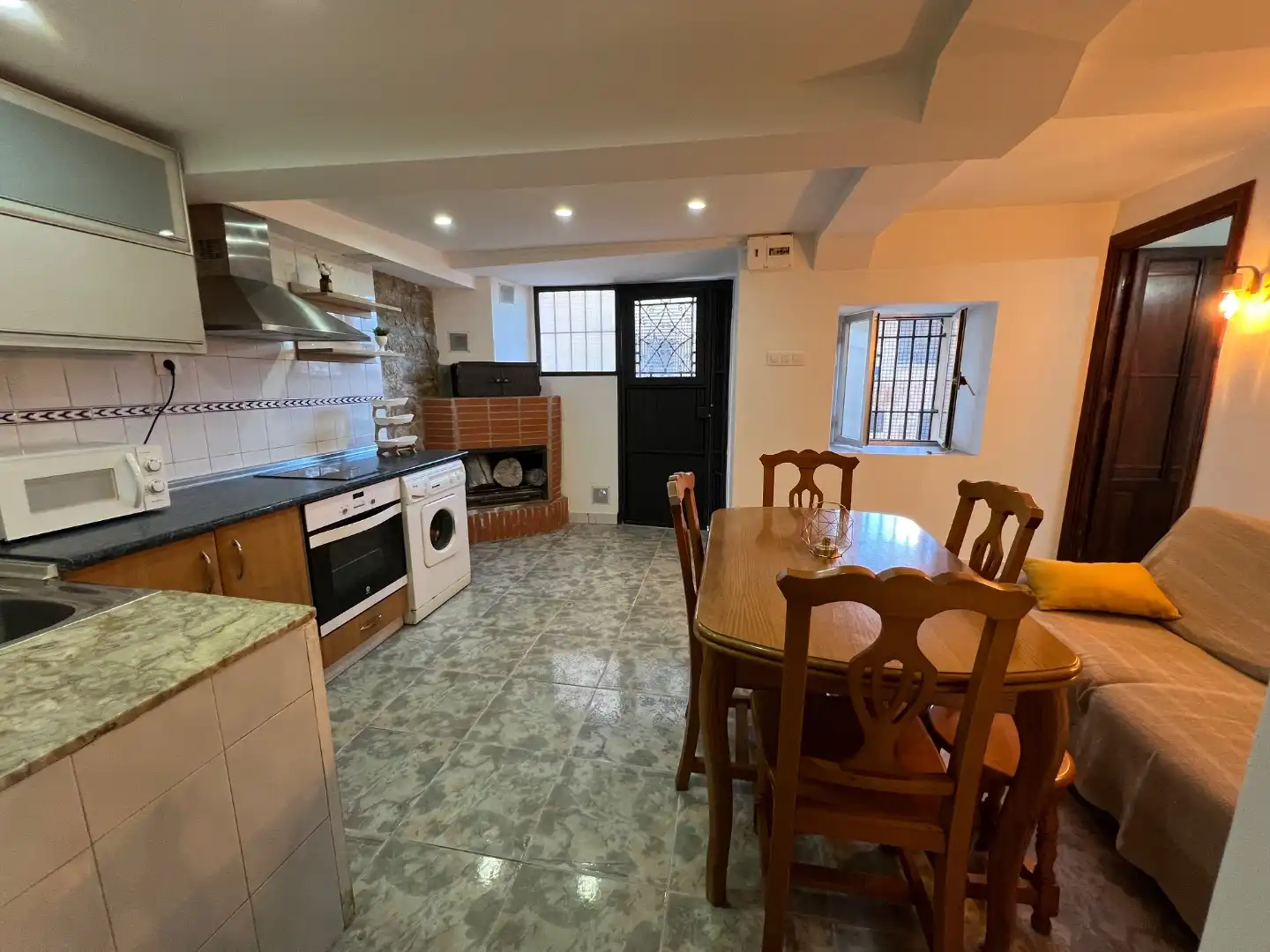 Cocina de Piso en venta en Haro, La Rioja