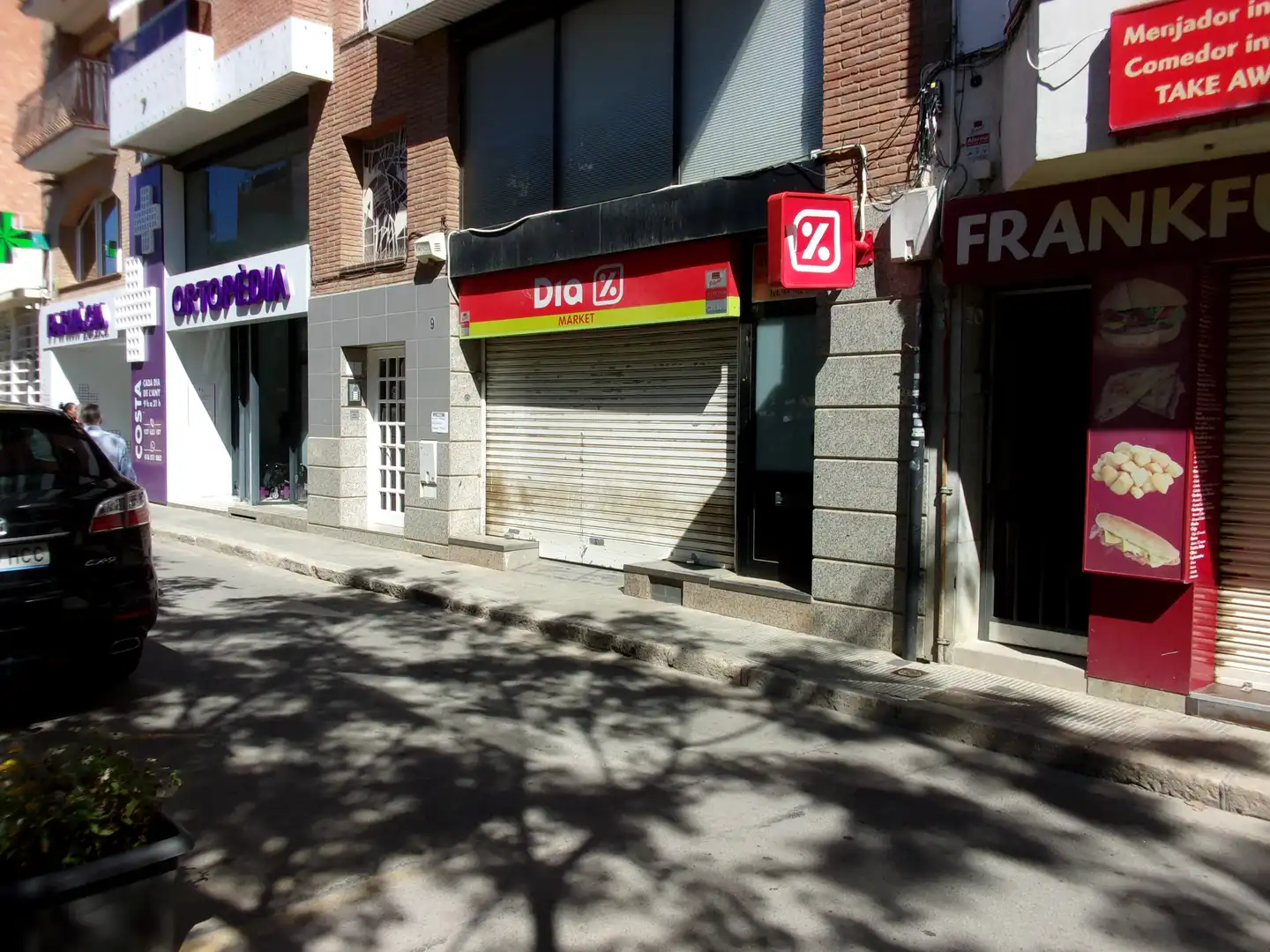 Business premises to rent in Plaça de les Melies 9